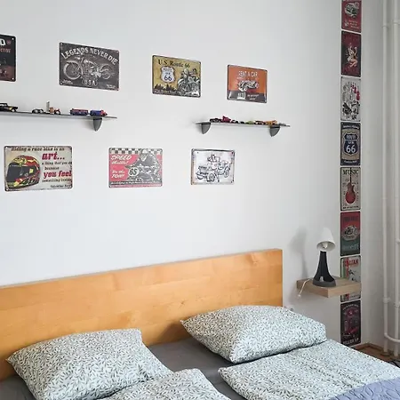 Retro-Metro Apartment Budapest Exterior photo